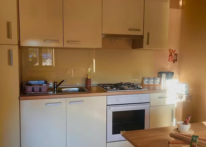 Vesna 500 Apartment *